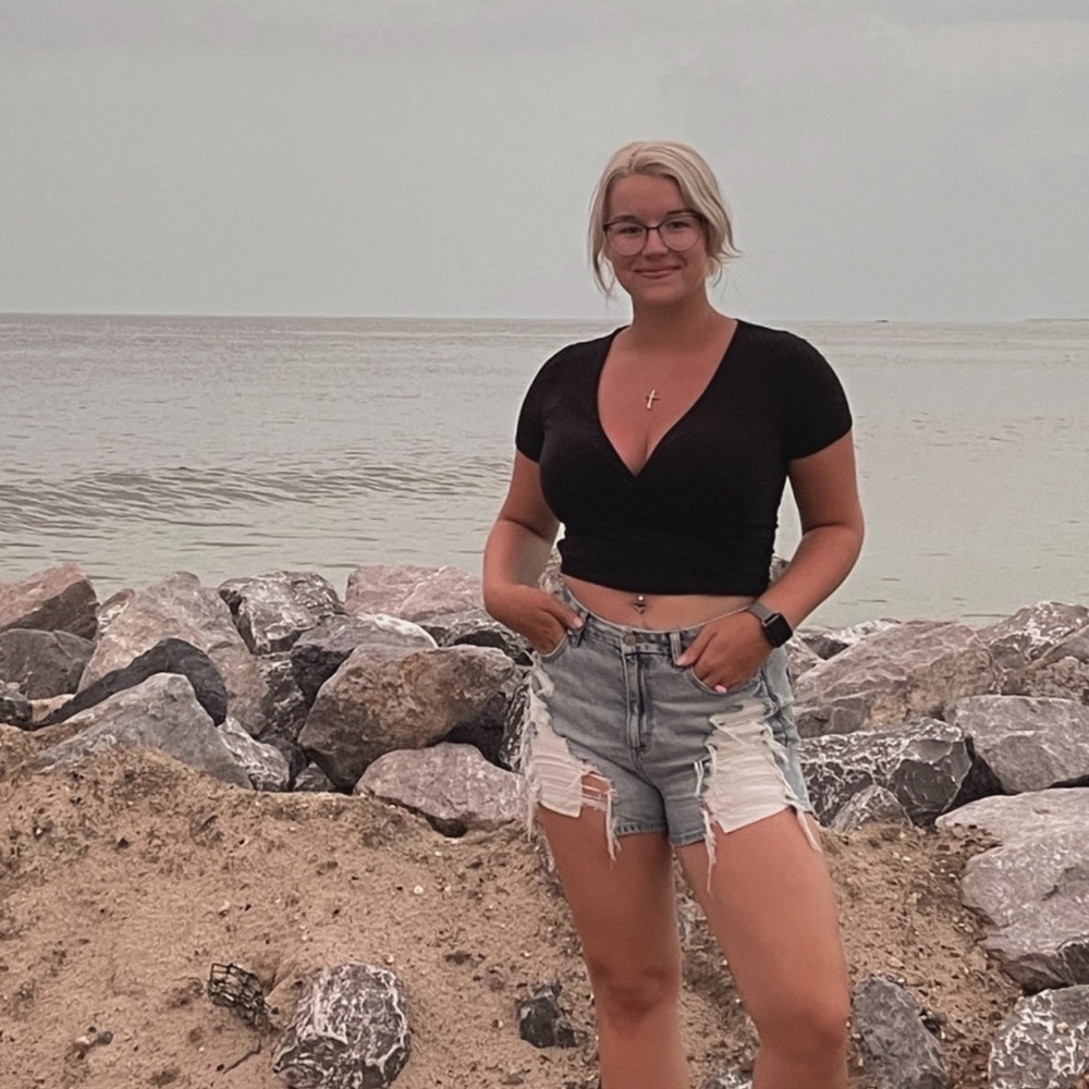 Meet your Posher, Kelsey